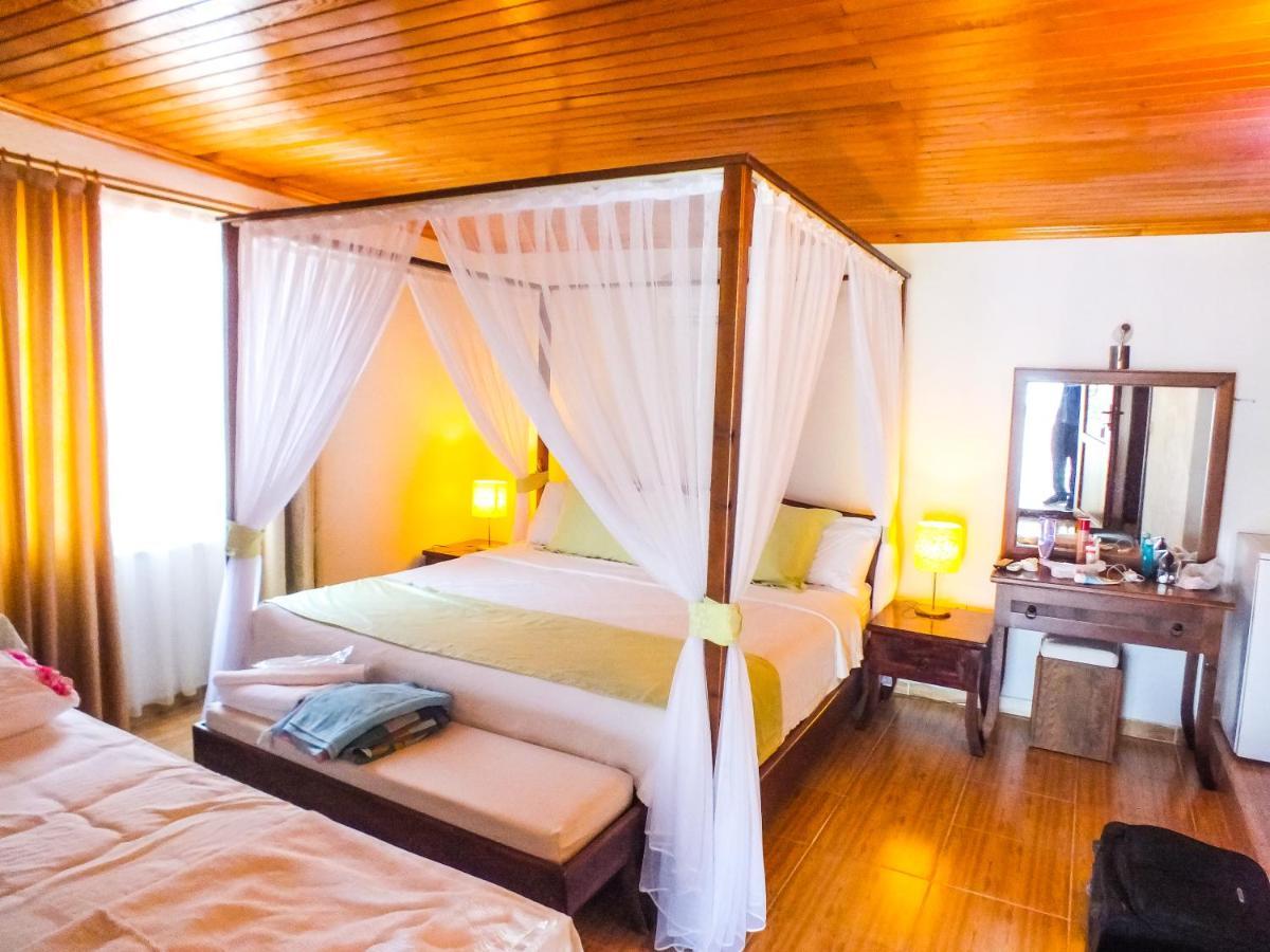 Aphrodite Hotel בוזבורון מראה חיצוני תמונה
