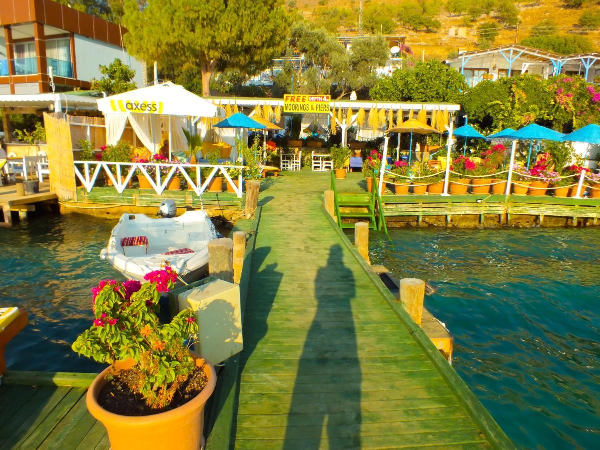 Aphrodite Hotel בוזבורון מראה חיצוני תמונה